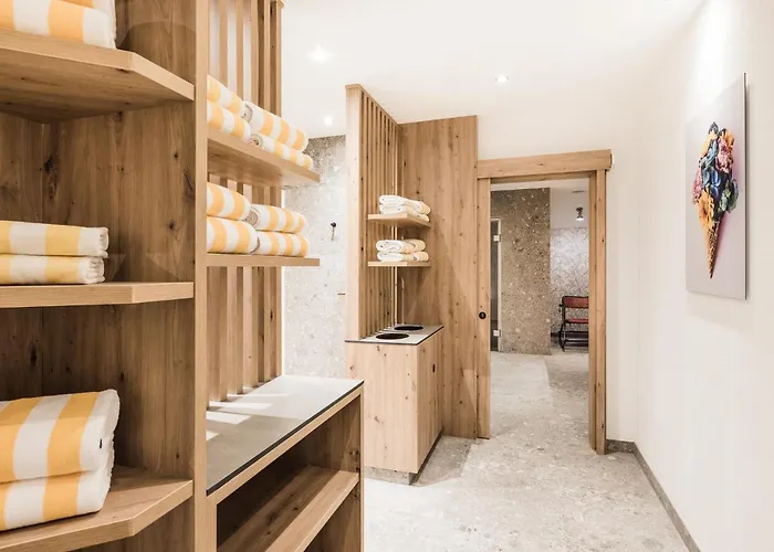 Andre Arnold - Boutique בית הארחה 3*