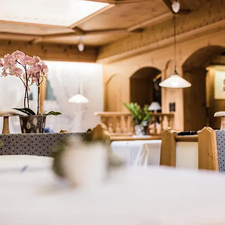 Andre Arnold - Boutique 3*