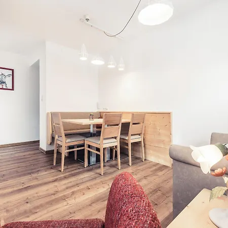 Andre Arnold - Boutique