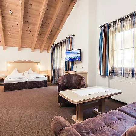 Andre Arnold - Boutique 招待所 索尔登