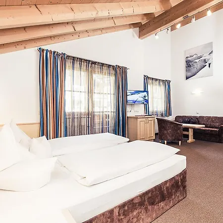 Andre Arnold - Boutique