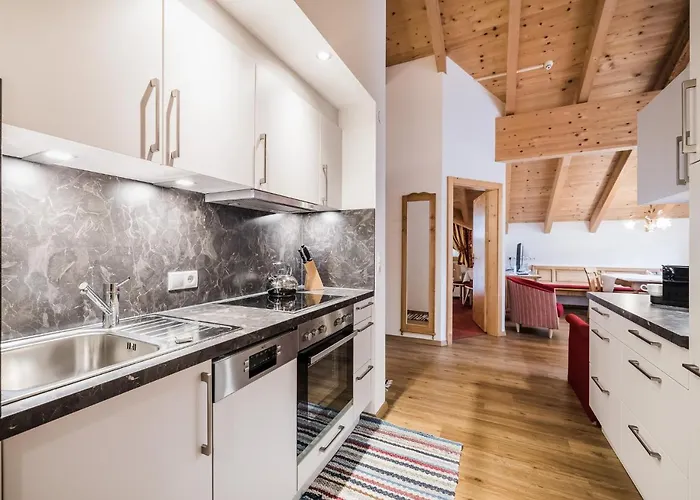 Andre Arnold - Boutique Affittacamere 3*