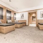 Andre Arnold - Boutique Gasthuis 3*